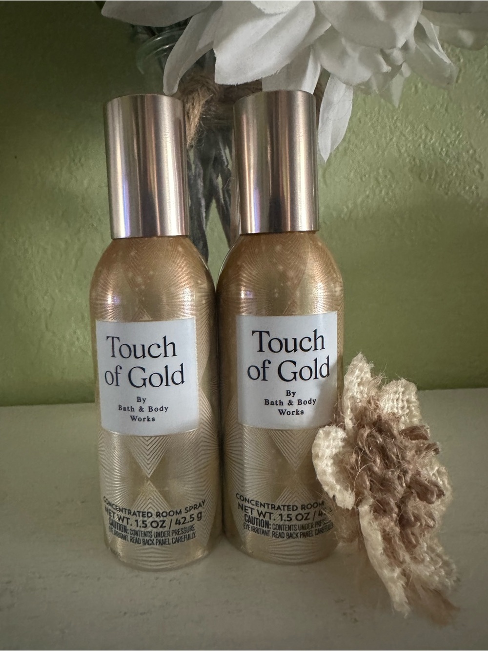 Bath & Body Works Touch of Gold Room Spray - Gold X2